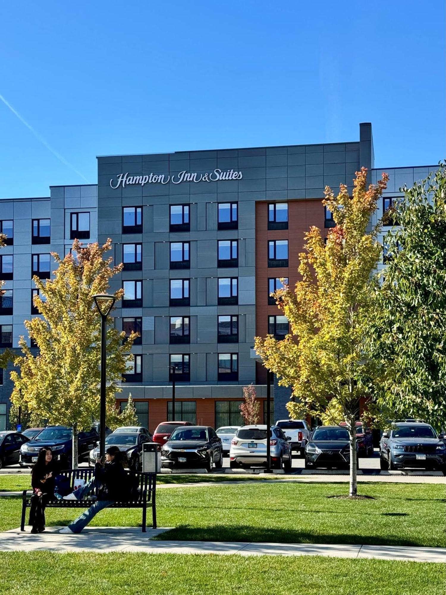 Hampton Inn & Suites Chicago Medical District Uic Екстер'єр фото
